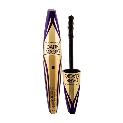 Why Luna Magic Mascara is the Hottest Beauty Trend